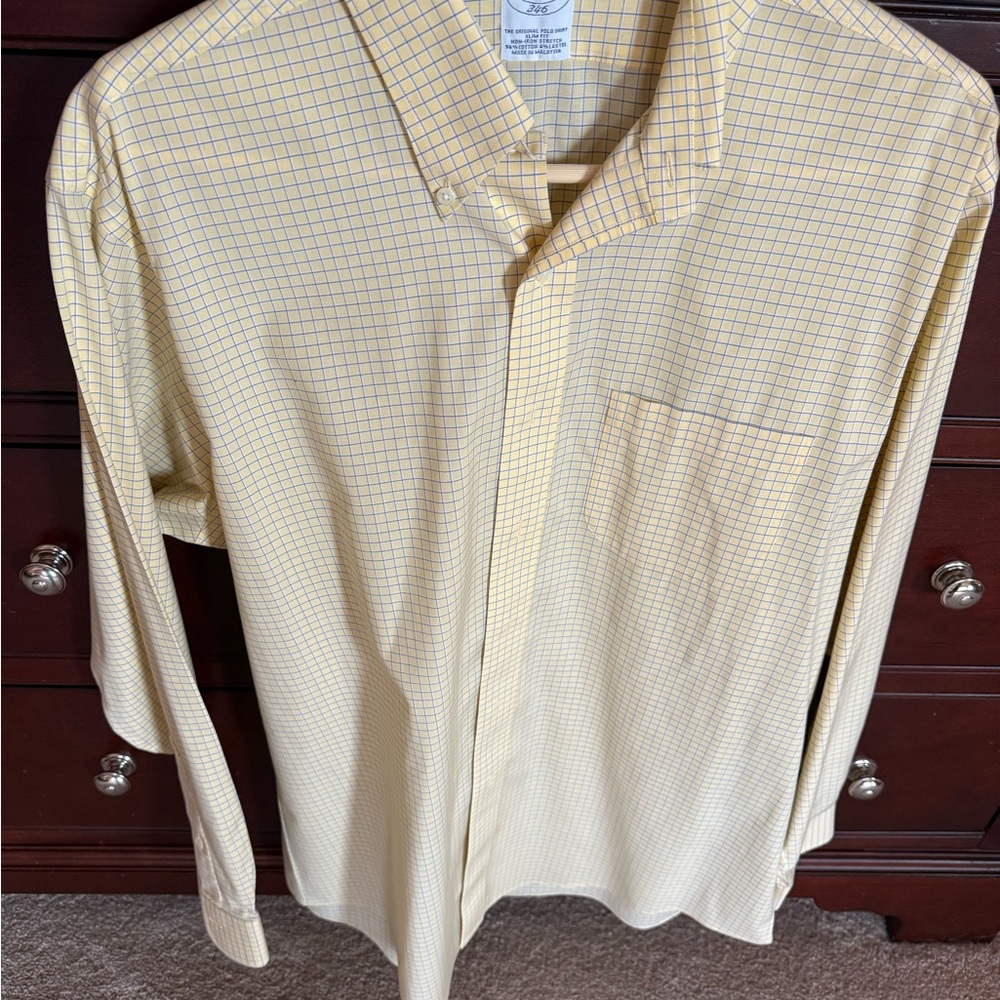 Brooks Brothers Yellow Casual Button Down Shirt